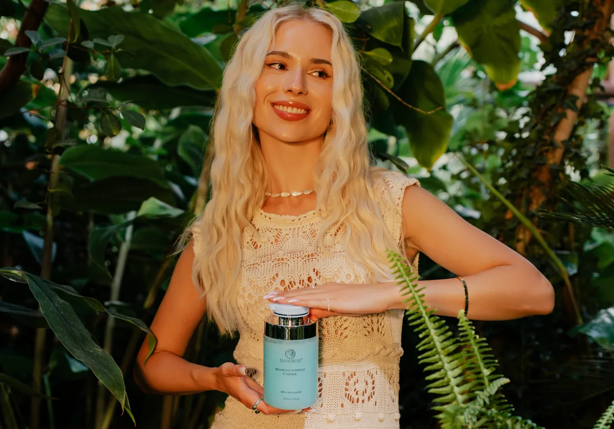 Balancing Xiaomoxuan Shampoo with Sea Salt